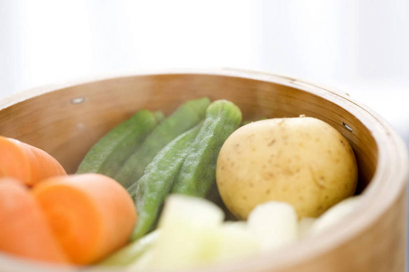 无人,横图,室内,特写,白天,正面,雾,萝卜,胡萝卜,蔬菜,土豆,一堆,许多,堆叠,堆积,沸腾,朦胧,模糊,新鲜,木制,蒸汽,秋葵,食品,水蒸气,很多,食物,一个,木制品,容器,碗,有机食品,绿色食品,单个,储藏,堆,储存,毛茄,羊角豆,黄萝卜,番萝卜,蒸发,馍馍蛋,黄秋葵,咖啡黄葵,洋芋,山药蛋,马铃薯,红萝卜,甘荀,彩图,丁香萝卜,胡芦菔金,羊角菜,金笋,贮存