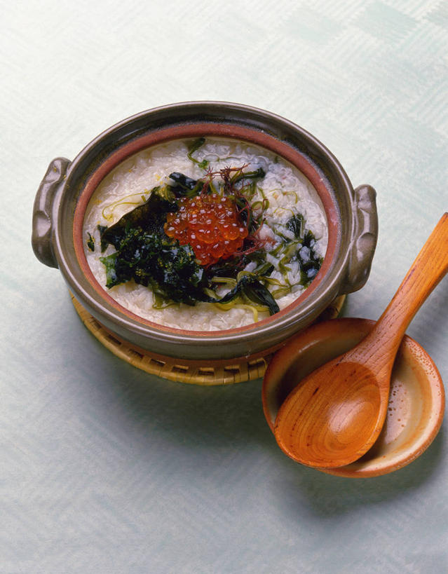 无人,竖图,俯视,室内,特写,白天,烹饪,早餐,餐桌,桌子,厨具,金属制品,一堆,阴影,堆叠,堆积,灰色背景,反射,金属,木制,锅子,影子,勺子,谷类,谷物,粥,日本料理,料理,食品,米,锅,菜肴,美食,香,食物,一个,灰色,木制品,调羹,汤匙,日式料理,日式,摄影,佳肴,影棚,单个,餐台,锅具,堆,烹饪用具,烹调用具,烹调,彩图,高角度拍摄,影棚拍摄,早饭,拍摄,糜