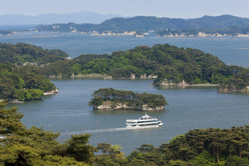 无人,横图,俯视,室外,白天,旅游,度假,岛屿,海浪,海洋,美景,树林,植物,轮船,船,仙台,日本,亚洲,一艘,阴影,波纹,飞溅,溅,光线,液体,影子,岛,景观,浪花,水滴,娱乐,水珠,树,树木,绿色,水纹,天空,阳光,自然,海水,船尾波,交通工具,波浪,天,享受,休闲,景色,放松,生长,成长,喷洒,自然风光,载具,海景,东亚,本州,本州岛,日本国,宫城,仙台市,宫城县,东北地方,县厅,松岛,大海,风浪,海,海水的波动,近岸浪,列岛,群岛,涌浪,诸岛,彩图,高角度拍摄