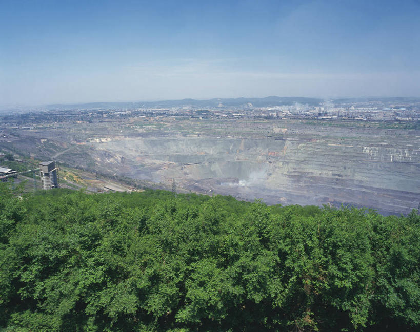 无人,横图,室外,白天,正面,旅游,度假,煤炭,草地,草坪,美景,植物,中国,亚洲,阴影,光线,影子,地平线,景观,云,云朵,辽阔,地面,云彩,娱乐,草,蓝色,绿色,白云,蓝天,天空,阳光,自然,天,享受,休闲,广阔,景色,放松,能源,晴朗,一望无际,燃料,自然风光,延伸,煤,能量,东亚,辽宁,辽宁省,中华人民共和国,天地相交,辽,东北地区,煤矿,矿业,化石燃料,无边无际,一马平川,晴空,彩图