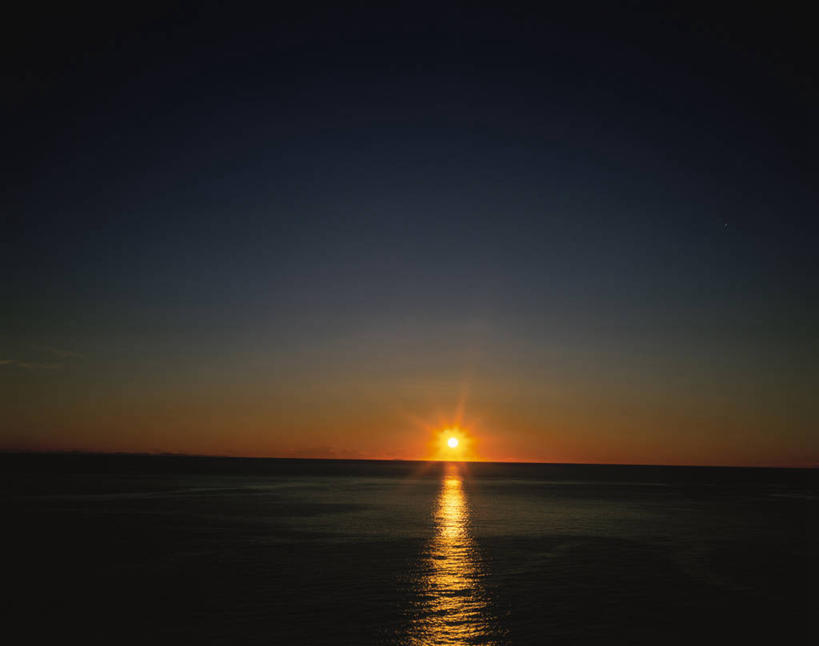 无人,横图,室外,白天,正面,旅游,度假,海浪,海洋,美景,日落,沙滩,太阳,神奈川,日本,亚洲,沙子,海岸,景观,浪花,水平线,晚霞,霞光,云,云朵,落日,辽阔,海平线,沙地,神奈川县,云彩,娱乐,蓝色,白云,倒影,蓝天,天空,自然,海水,黄昏,天,享受,休闲,广阔,景色,彩霞,放松,晴朗,一望无际,倒映,自然风光,海景,东亚,本州,万里无云,关东地方,本州岛,日本国,无边无际,一马平川,夕照,反照,薄暮,大海,风浪,海,海水的波动,海滩,近岸浪,涌浪,晴空,晴空万里,夕阳,彩图,傍晚,水天相接,水天一线,斜阳,湘南