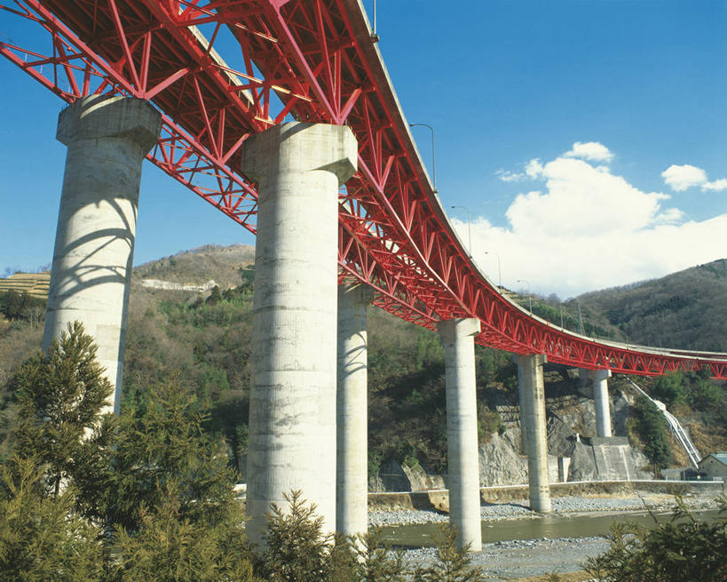 无人,横图,室外,白天,仰视,旅游,度假,河流,美景,山,山脉,水,大桥,桥梁,神奈川,日本,亚洲,阴影,光线,影子,河水,景观,山峰,水流,云,云朵,斜拉桥,桥,山峦,神奈川县,云彩,娱乐,蓝色,白云,蓝天,天空,阳光,自然,群山,天,享受,休闲,景色,放松,晴朗,自然风光,东亚,本州,关东地方,本州岛,日本国,斜张桥,晴空,彩图,低角度拍摄,小田原,小田原市