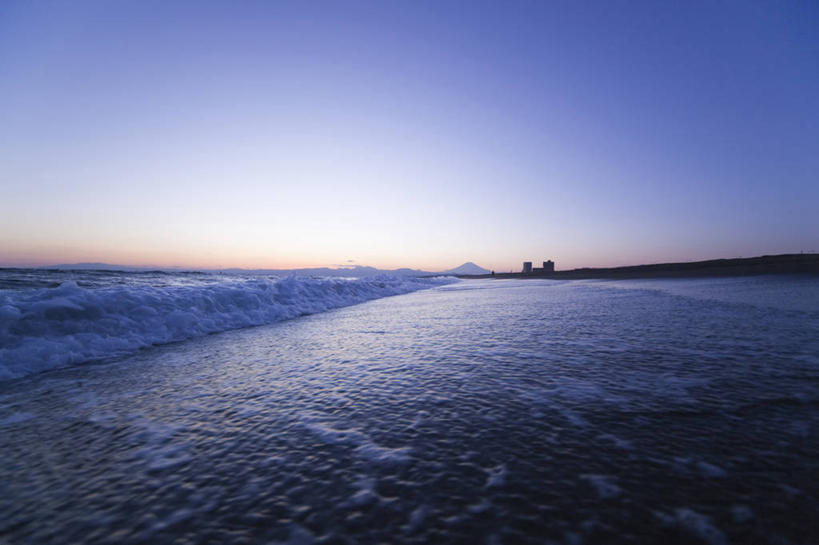 无人,横图,室外,白天,正面,旅游,度假,海浪,海洋,火山,美景,山,山脉,富士山,神奈川,日本,亚洲,阴影,光线,影子,景观,浪花,山峰,山峦,神奈川县,娱乐,蓝色,蓝天,天空,阳光,自然,海水,群山,天,享受,休闲,景色,放松,晴朗,自然风光,海景,东亚,本州,万里无云,关东地方,本州岛,日本国,藤泽,藤泽市,大海,风浪,海,海水的波动,活火山,近岸浪,涌浪,晴空,晴空万里,彩图
