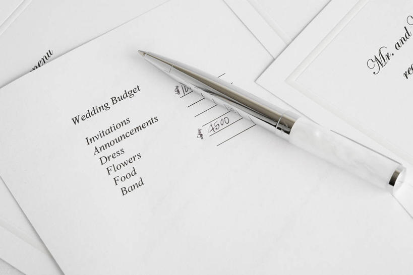 无人,横图,俯视,室内,特写,白天,静物,一堆,阴影,堆叠,堆积,反射,笔,材料,档案,文件,影子,办公用品,文具,一只,学习用品,资料,堆,文具用品,文档,彩图,高角度拍摄