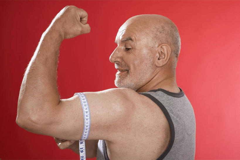 西方人,肌肉,健壮,一个人,站,横图,室内,白天,侧面,运动服,欧洲,欧洲人,仅一个男性,仅一个人,握,阴影,红色背景,服装,反射,测量,影子,刻度,一个,衣服,灰色,尺,握拳,站着,仅一个老年男性,健康,展示,活力,力量,握着,摄影,服饰,影棚,单个,青春,测量工具,尺子,衡量,绘图,比例尺,强壮,衣着,穿着,比例,测绘,量具,量仪,标度,扩大,缩小,缩尺,衣饰,老年男性,男人,男性,白种人,站立,半身,彩图,影棚拍摄,拍摄,运动装