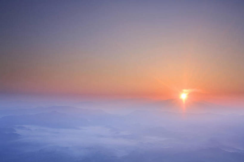 无人,横图,室外,白天,正面,旅游,度假,美景,日落,太阳,日本,亚洲,景观,晚霞,霞光,云,云朵,云海,落日,云层,云彩,娱乐,蓝色,白云,蓝天,天空,自然,黄昏,天,享受,休闲,橙色,景色,彩霞,放松,晴朗,自然风光,东亚,本州,本州岛,日本国,青森,青森县,东北地方,夕照,薄暮,自然景观,晴空,夕阳,彩图,傍晚,斜阳,八甲田山