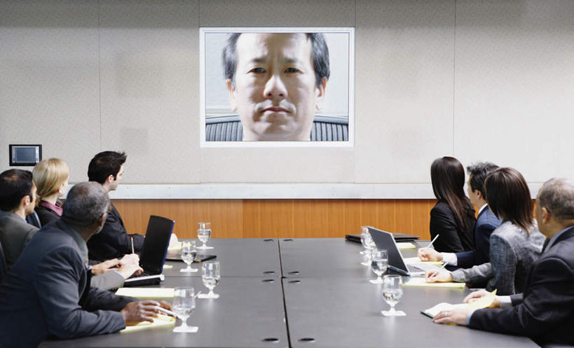 西方人,同事,商务人士,商务男性,商务女性,办公室,坐,横图,室内,白天,侧面,衬衫,讨论,成功,合作,团队,集体,信心,显示器,杯子,餐具,椅子,欧洲,黑人,欧洲人,套装,会议,高脚杯,屏幕,办公桌,红酒杯,转椅,许多人,注视,显示屏,装潢,队伍,酒杯,水杯,观察,看,一群人,观看,办公椅,察看,领导,葡萄酒杯,成就,关注,商务装,合伙,领袖,工薪阶层,香槟杯,输出设备,会议中心,男人,男性,女人,女性,中年男性,中年女性,白种人,白领,上班族,设计,玻璃杯,商讨,坐着,半身,彩图,衬衣,会场,酒具