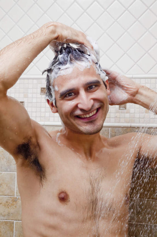 西方人,肌肉,健壮,一个人,站,笑,微笑,露齿笑,竖图,室内,白天,正面,洗澡,水,卫生间,浴室,欧洲,欧洲人,仅一个男性,仅一个人,仅一个中年男性,抱头,护肤,飞溅,溅,洗发水,液体,水滴,注视,干净,裸露,水珠,观察,看,清洁,站着,保养,享受,休闲,健康,洗发液,放松,活力,力量,保健,洗发露,观看,青春,察看,双手抱头,卫生,强壮,护肤品,关注,喷洒,裸,香波,护肤用品,舒缓,去污,控油,泡汤,捧首,捧头,男人,男性,中年男性,白种人,淋浴房,站立,半身,彩图,沐浴,冲凉房,沐浴间,沐浴室,洗发精,洗发香波