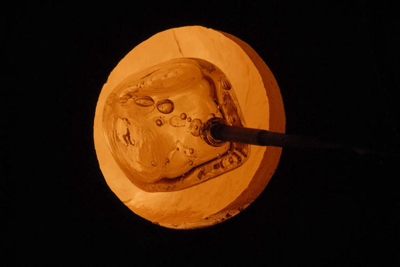 无人,横图,俯视,室内,特写,白天,静物,玻璃,黑色背景,玻璃制品,摄影,影棚,技艺,彩图,高角度拍摄,影棚拍摄,拍摄,玻璃吹制术,吹制