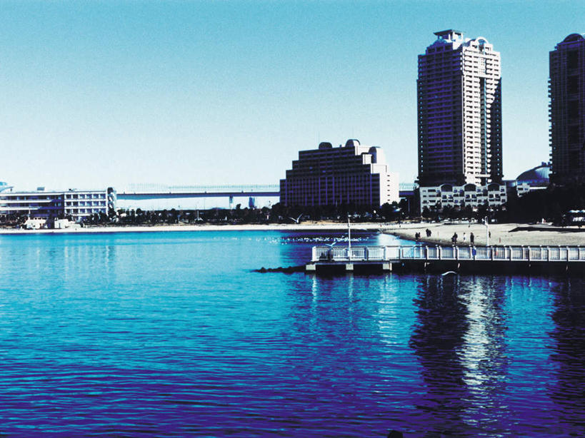 无人,高楼大厦,横图,室外,白天,正面,度假,办公楼,海浪,海洋,美景,城市风光,城市,大桥,大厦,建筑,立交桥,摩天大楼,桥梁,写字楼,东京,日本,亚洲,阴影,光线,影子,景观,浪花,高架,斜拉桥,桥,彩虹大桥,娱乐,蓝色,倒影,蓝天,天空,阳光,海水,楼宇,天,享受,休闲,商务楼,景色,放松,晴朗,倒映,海景,东亚,本州,万里无云,关东地方,本州岛,日本国,东京都,日本彩虹大桥,反照,大海,风浪,海,海水的波动,近岸浪,涌浪,晴空,晴空万里,彩图,大楼,高层建筑,高楼,摩天楼