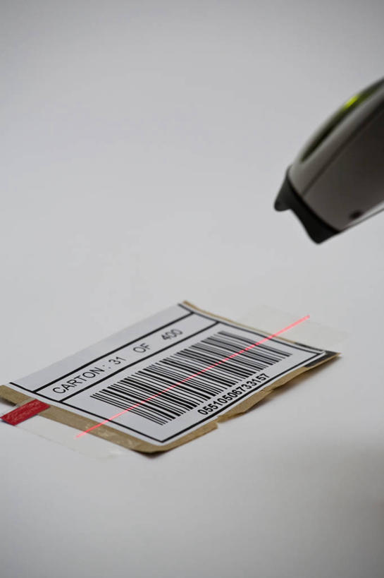 无人,竖图,室内,特写,白天,白色背景,正面,电子,静物,阴影,反射,分析,信息,标签,符号,数字,影子,标识,一个,摄影,影棚,单个,扫描,条形码,编码,条码,条形码扫描器,条形码阅读器,彩图,影棚拍摄,拍摄,商业