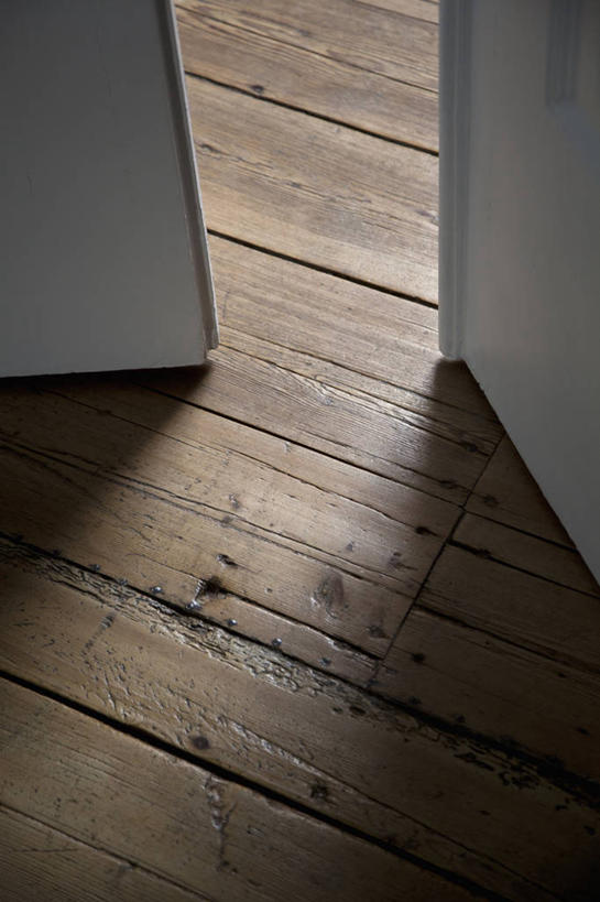 无人,竖图,俯视,室内,夜晚,聚会,度假,奢侈,夜生活,美景,地板,门,城市风光,城市,德国,欧洲,阴影,反射,影子,景观,地面,娱乐,木地板,门框,享受,休闲,景色,放松,夜店,西欧,夜总会,德意志联邦共和国,首府,莱茵兰.普法尔茨州,彩图,高角度拍摄,巴特克罗伊茨纳赫,巴特克罗伊茨纳赫县