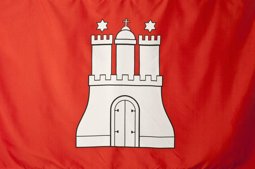 无人,横图,室内,特写,白天,正面,城市,静物,旗帜,德国,欧洲,一面,阴影,红色背景,反射,影子,堡垒,城堡,汉堡,旗子,西欧,要塞,德意志联邦共和国,旌旗,旗号,汉堡市,设防,彩图,海港