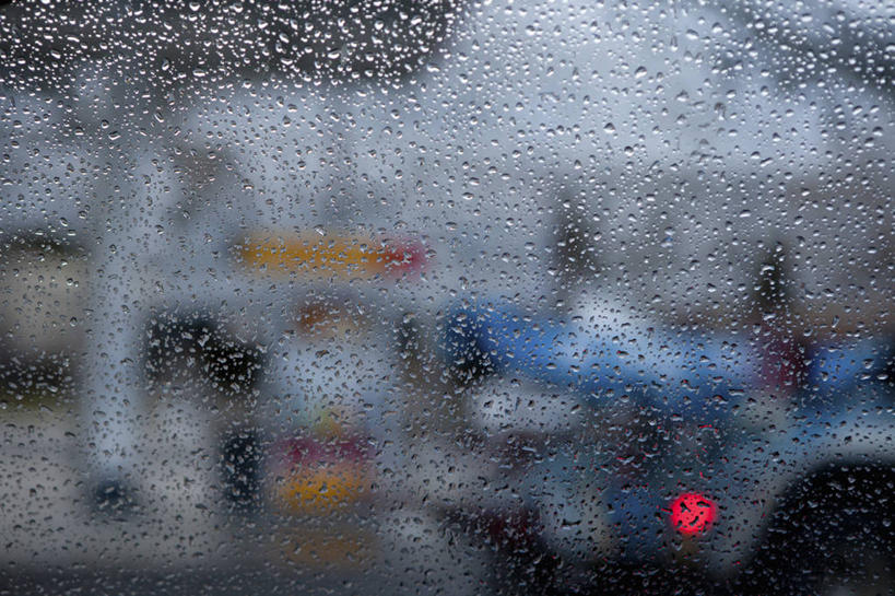 无人,横图,室内,特写,白天,正面,度假,美景,植物,暴风雨,暴雨,大暴雨,窗户,城市风光,城市,道路,路,公路,汽车,美国,一辆,朦胧,模糊,景观,交通,娱乐,玻璃窗,车,树,树木,绿色,自然,交通工具,轿车,享受,休闲,景色,放松,生长,成长,北美,北美洲,加利福尼亚,载具,美洲,加州,加利福尼亚州,金州,黄金州,北亚美利加洲,亚美利加洲,莫诺县,马路,彩图