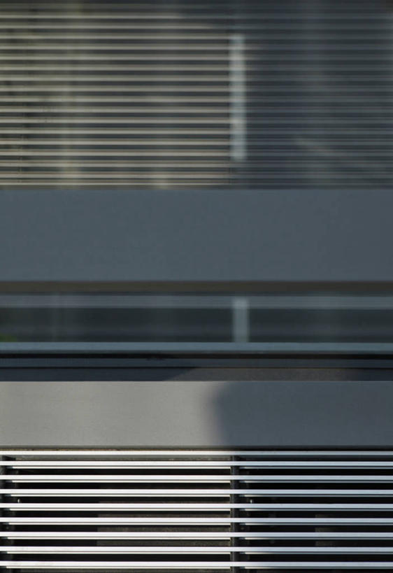 无人,竖图,室内,特写,白天,正面,度假,美景,窗户,城市风光,城市,静物,德国,欧洲,朦胧,模糊,电器,百叶窗,景观,首都,娱乐,柏林,空调,享受,休闲,景色,放松,调节,舒适,家电,家用电器,西欧,调整,德意志联邦共和国,柏林州,空气调节器,彩图