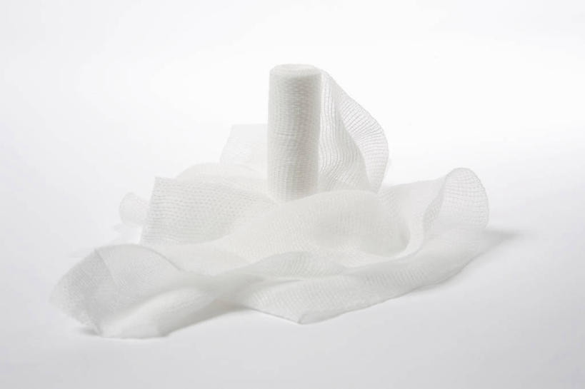 无人,横图,室内,特写,白天,白色背景,正面,静物,阴影,反射,包,纱布,影子,白色,容器,治疗,摄影,影棚,储藏,固定,医疗,储存,止血,急救包,绷带,彩图,影棚拍摄,拍摄,贮存