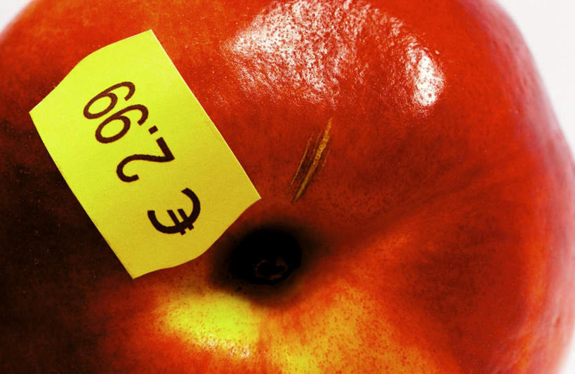 无人,横图,室内,特写,白天,白色背景,正面,苹果,静物,水果,阴影,朦胧,模糊,新鲜,光线,标签,标志,数字,文字,影子,字符,生食,食品,果实,标识,食物,一个,摄影,阿拉伯数字,有机食品,绿色食品,影棚,单个,黄香蕉,黄元帅,金冠苹果,金帅,彩图,影棚拍摄,拍摄