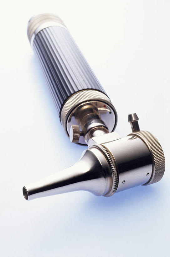 无人,竖图,俯视,室内,特写,白天,白色背景,静物,阴影,光线,影子,一个,摄影,影棚,单个,医疗设备,医疗器械,医疗工具,耳镜,耳膜,鼓膜,彩图,高角度拍摄,影棚拍摄,拍摄