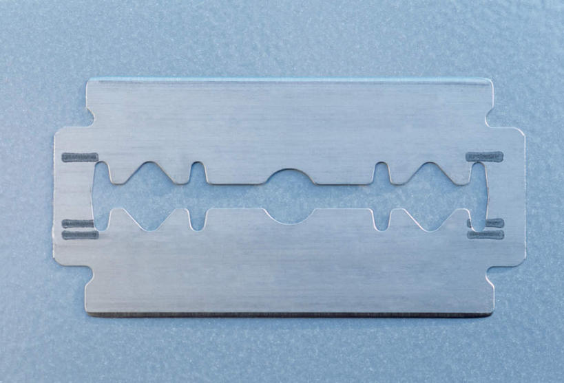 无人,横图,俯视,室内,特写,白天,静物,金属制品,阴影,灰色背景,锐利,光线,金属,剃须刀,影子,一个,清洁,护理,摄影,影棚,单个,锋利,尖锐,剃须,尖利,仪容,犀利,厉害,仪表,彩图,高角度拍摄,影棚拍摄,拍摄