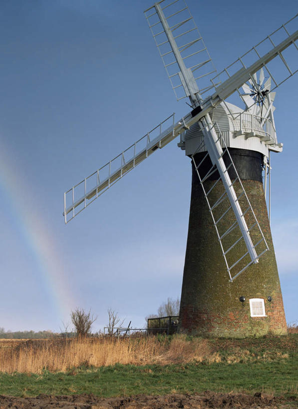 无人,竖图,室外,白天,正面,旅游,度假,灌溉,彩虹,草地,草坪,美景,植物,城市,风车,美国,阴影,环保,光线,影子,景观,云,云朵,云彩,娱乐,草,蓝色,绿色,白云,蓝天,天空,阳光,自然,天,享受,休闲,景色,放松,能源,晴朗,回收,资源,浇灌,北美,荷兰风车,北美洲,自然风光,美洲,利用,低碳,循环,弗吉尼亚,弗吉尼亚州,诺福克,磨坊,北亚美利加洲,亚美利加洲,维吉尼亚,老自治领州,持续,诺福克郡,诺福克市,虹,虹桥,七彩虹,晴空,天虹,彩图