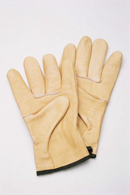 无人,竖图,俯视,室内,特写,白天,白色背景,安全,静物,一副,防护,手套,米色,摄影,影棚,保护,保险,保全,周全,安稳,安定,防护手套,平安,彩图,高角度拍摄,影棚拍摄,拍摄