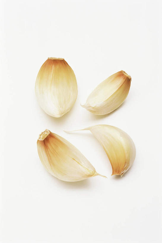 无人,竖图,俯视,室内,特写,白天,白色背景,桌面,桌子,蔬菜,蒜,新鲜,木制,食品,蒜头,食物,白色,木制品,摄影,有机食品,绿色食品,影棚,胡蒜,大蒜,彩图,高角度拍摄,影棚拍摄,拍摄