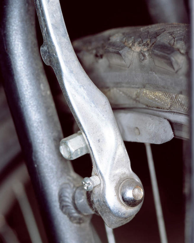 无人,竖图,室内,特写,白天,正面,自行车,静物,金属制品,一辆,朦胧,模糊,金属,轮子,车,脚踏车,交通工具,载具,彩图