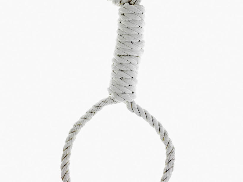 无人,横图,黑白,室内,特写,白天,白色背景,正面,静物,白色,绳子,摄影,影棚,绳索,自杀,自尽,死刑,绞刑,影棚拍摄,拍摄