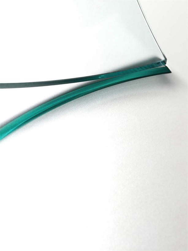 无人,竖图,俯视,室内,特写,白天,白色背景,纯洁,玻璃,阴影,透明,反射,影子,玻璃制品,一个,绿色,摄影,影棚,单个,纯净,彩图,高角度拍摄,影棚拍摄,拍摄