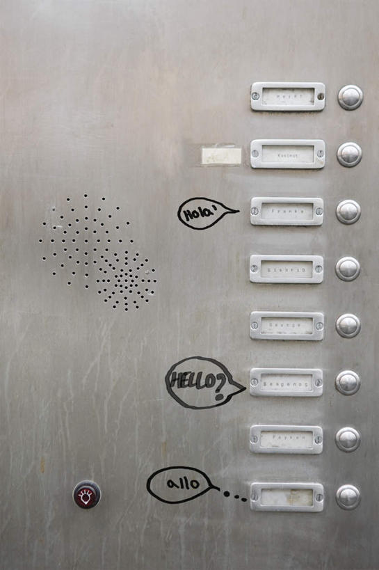 无人,竖图,室内,特写,白天,正面,抽象,绘画,零件,电路,门,静物,一排,许多,关闭,艺术,整齐,并列,并排,标志,彩绘,数字,图案,文字,字符,艺术品,很多,古典,文化,标识,开关,排列,按钮,工艺品,门框,打开,品味,概念,阿拉伯数字,美术,高雅,开启,门铃,队列,平行,美学,闭合,图文,彩图,涂鸦