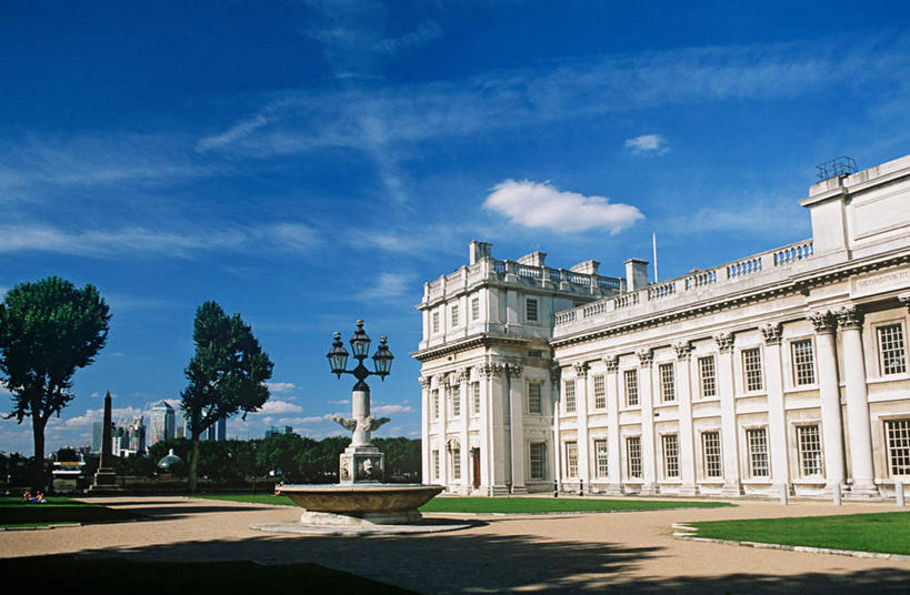 无人,学校,教学楼,横图,室外,白天,正面,旅游,度假,草地,草坪,名胜古迹,植物,标志建筑,地标,建筑,路灯,照明,英国,欧洲,伦敦,阴影,遗迹,光线,影子,云,云朵,灯光,首都,云彩,古迹,文物,娱乐,建设,古建筑,校园,灯,草,树,树木,蓝色,绿色,白云,蓝天,天空,阳光,自然,天,享受,休闲,教室,旅游胜地,放松,生长,晴朗,成长,照亮,照明设备,西欧,大不列颠,古文明,格林威治,大不列颠及北爱尔兰联合王国,大不列颠联合王国,日不落英帝国,雾都,英国皇家海军学院,格林尼治,格林威治皇家海军学院,晴空,彩图,教学大楼