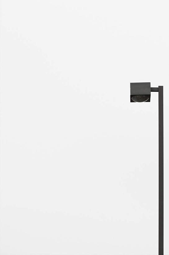 无人,竖图,室外,白天,仰视,度假,美景,城市风光,城市,路灯,照明,景观,灯光,娱乐,灯,天空,天,享受,休闲,景色,放松,晴朗,照亮,照明设备,一盏,万里无云,晴空,晴空万里,彩图,低角度拍摄