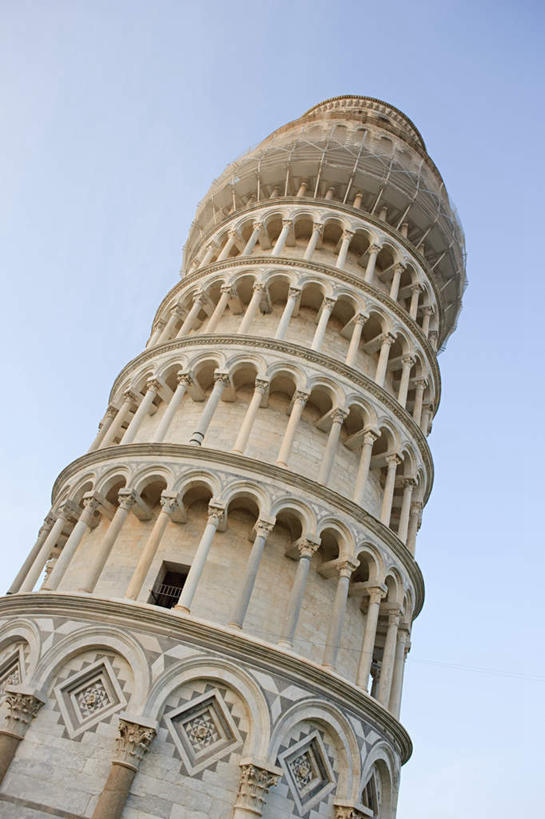 无人,教堂,竖图,室外,白天,仰视,旅游,度假,名胜古迹,标志建筑,地标,建筑,意大利,欧洲,节日,遗迹,云,云朵,云彩,古迹,文化,文物,娱乐,建设,古建筑,蓝色,白云,蓝天,天空,天,祈祷,享受,休闲,健康,旅游胜地,放松,许愿,宗教,信仰,晴朗,纪念,祈求,比萨城,比萨斜塔,托斯卡纳,南欧,信念,古文明,意大利共和国,奇迹广场,比萨大教堂,托斯卡纳大区,平安,晴空,彩图,低角度拍摄,大教堂,礼拜堂