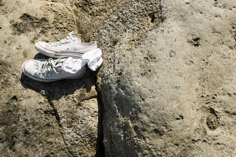 无人,横图,俯视,室外,特写,白天,运动鞋,旅游,度假,美景,沙滩,静物,鞋子,英国,欧洲,一双,沙子,海岸,景观,沙地,娱乐,袜子,自然,两只,享受,休闲,景色,放松,休闲鞋,西欧,自然风光,大不列颠,多塞特郡,大不列颠及北爱尔兰联合王国,大不列颠联合王国,日不落英帝国,多塞特,海滩,彩图,高角度拍摄