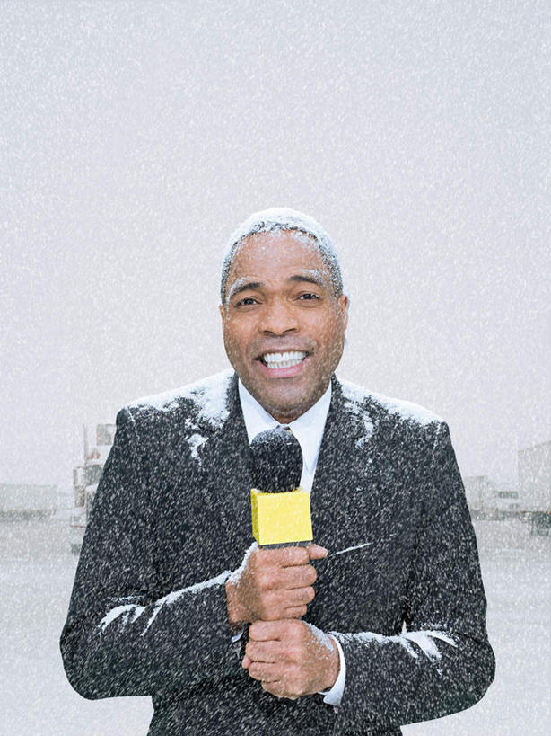 西方人,一个人,记者,站,笑,说,微笑,露齿笑,竖图,室外,白天,正面,衬衫,西装,讨论,雪,大雪,欧洲,非洲,黑人,欧洲人,仅一个男性,仅一个人,仅一个中年男性,握,套装,正装,积雪,雪景,冬季,冬天,领带,拿,拿着,注视,职业装,话筒,观察,看,站着,寒冷,握着,观看,察看,冰冷,麦克风,关注,扩音器,传声器,严寒,冰凉,酷寒,凛冽,凛凛,极冷,微音器,交流,男人,男性,中年男性,非洲人,新闻工作者,新闻记者,沟通,讲话,交谈,商讨,说话,谈话,站立,半身,彩图,衬衣