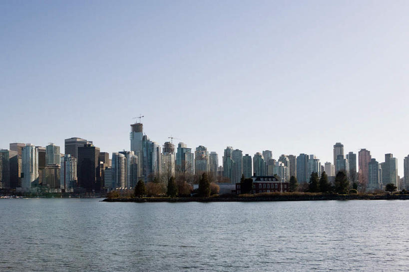 无人,高楼大厦,码头,横图,全景,室内,白天,正面,度假,办公楼,海浪,海洋,美景,天际线,城市风光,城市,大厦,港口,建筑,摩天大楼,写字楼,加拿大,阴影,光线,影子,景观,浪花,娱乐,蓝色,蓝天,天空,阳光,海水,楼宇,天,享受,休闲,商务楼,景色,放松,晴朗,北美,北美洲,美洲,海景,万里无云,北亚美利加洲,亚美利加洲,卑诗省,不列颠哥伦比亚,不列颠哥伦比亚省,温哥华,大海,风浪,海,海水的波动,近岸浪,涌浪,晴空,晴空万里,彩图,摆渡口,埠头,大楼,渡口,渡头,港湾,高层建筑,高楼,海港,货运码头,口岸,摩天楼,商港