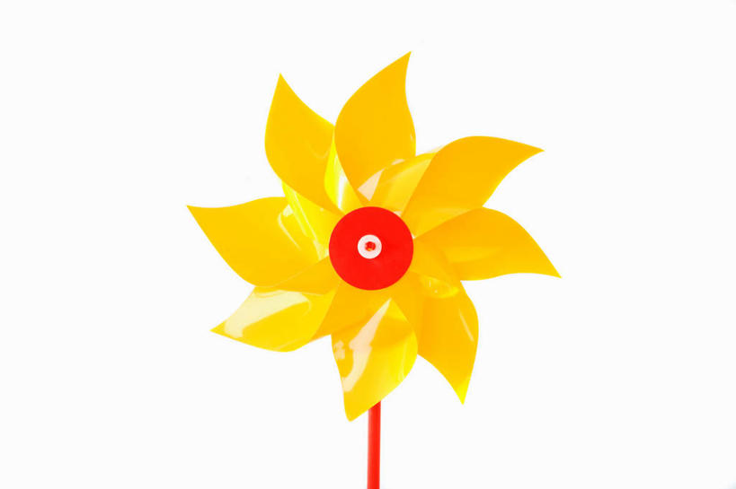 无人,横图,室内,特写,白天,白色背景,正面,快乐,自由,幸福,静物,风车,玩具,娱乐,一个,黄色,红色,休闲,喜庆,活力,摄影,影棚,单个,希望,吉祥,象征,和平,梦想,忠诚,进取,灵动,勇敢,勤奋,团结,幸运,彩图,影棚拍摄,拍摄