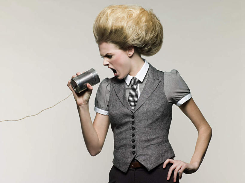 西方人,一个人,商务人士,商务女性,站,横图,室内,白天,正面,欧洲,欧洲人,仅一个年轻女性,仅一个女性,仅一个人,握,阴影,灰色背景,套装,惊讶,反射,罐子,影子,注视,手叉腰,一个,绳子,叉腰,观察,看,站着,张嘴,握着,摄影,影棚,单个,易拉罐,观看,绳索,惊奇,察看,关注,商务装,张大嘴巴,工薪阶层,尤物,年轻女性,女人,女性,白种人,白领,上班族,张开嘴,站立,半身,彩图,影棚拍摄,拍摄,佳丽,丽人,美人