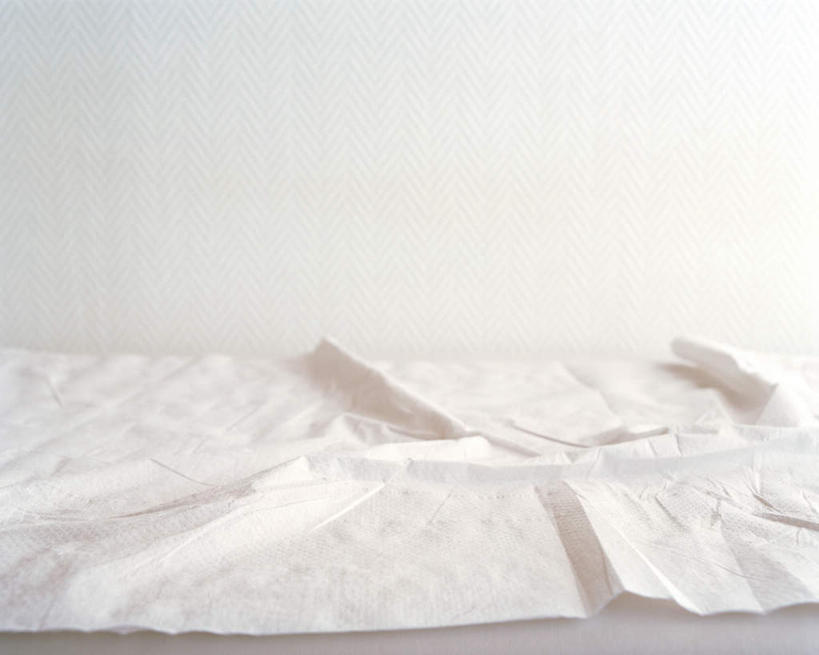 无人,医院,横图,室内,白天,正面,床,纸,墙,床单,凌乱,被子,墙壁,墙面,单人床,混乱,被单,医疗机构,纷乱,缭乱,庞杂,彩图,病院,诊所