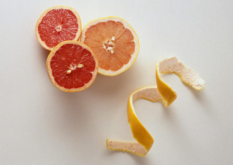 无人,横图,俯视,室内,特写,白天,白色背景,柚子,水果,切开,新鲜,生食,食品,果实,果皮,食物,三个,西柚,切,摄影,有机食品,绿色食品,影棚,剖面,切面,柚,文旦,团圆果,彩图,高角度拍摄,影棚拍摄,拍摄