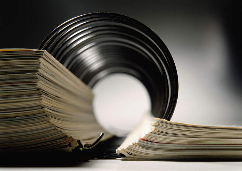 无人,横图,室内,特写,白天,正面,书籍,一本,一堆,堆叠,堆积,朦胧,模糊,螺旋,圆环,堆,装订,环形,书,图书,彩图