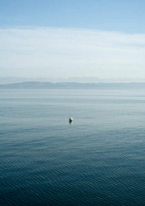 无人,竖图,俯视,室外,白天,旅游,度假,海浪,海洋,美景,山,山脉,石墩,景观,浪花,山峰,水平线,云,云朵,辽阔,海平线,山峦,云彩,娱乐,蓝色,白云,蓝天,天空,自然,海水,群山,天,享受,休闲,广阔,景色,放松,晴朗,一望无际,自然风光,海景,无边无际,一马平川,大海,风浪,海,海水的波动,近岸浪,涌浪,晴空,彩图,高角度拍摄,水天相接,水天一线