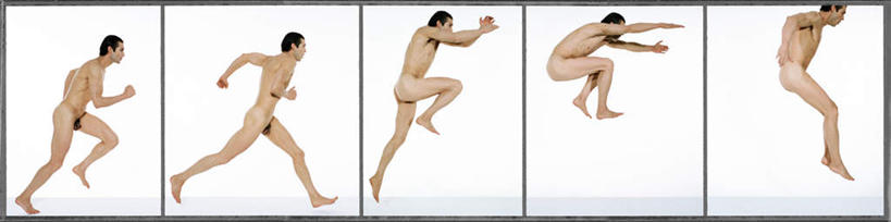 西方人,一个人,跳,横图,室内,白天,白色背景,侧面,锻炼,运动,数码,科技,跳远,欧洲,欧洲人,仅一个男性,仅一个人,阴影,网络,高光,几何,计算机图形,合成,裸露,仅一个年轻男性,姿势,摄影,影棚,赤裸,电脑合成图,数码合成图,裸,写实,具体,具象,体育,男人,男性,年轻男性,白种人,跳跃,彩图,全身,影棚拍摄,健身,拍摄