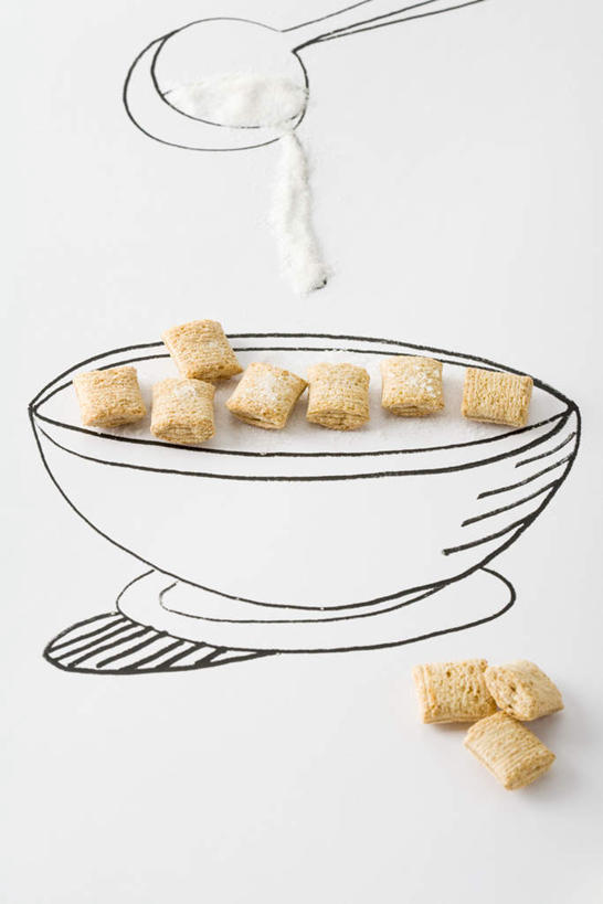 无人,竖图,俯视,插画,室内,特写,白天,数码,科技,餐具,倒,阴影,反射,网络,碟子,盘,影子,勺子,谷类,白糖,高光,几何,计算机图形,合成,图画,画,盘子,调羹,碟,汤匙,电脑合成图,数码合成图,零散,漫画,写实,具体,具象,彩图,高角度拍摄