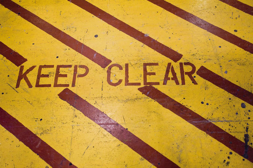 无人,工厂,横图,俯视,室内,白天,一排,许多,整齐,英文,标志,文字,字符,字母,集装箱,干净,标识,货柜,排列,箱子,运输,英文字母,纺织厂,队列,物流,保持,彩图,高角度拍摄,工地,制造厂