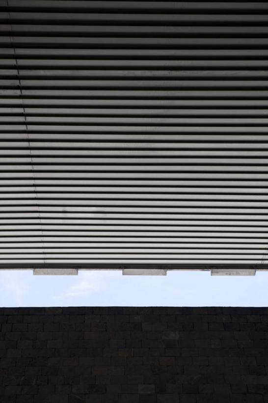 无人,家,竖图,室外,白天,正面,门,城市,墨西哥,房屋,墙,屋子,首都,楼房,墙壁,墙面,住宅,门框,卷帘门,北美,北美洲,美洲,墨西哥城,北亚美利加洲,亚美利加洲,墨西哥合众国,仙人掌王国,联邦区,彩图,房子