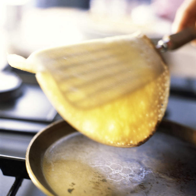 无人,方图,俯视,室内,特写,白天,烹饪,西餐,餐桌,桌子,静物,勺子,料理,食品,菜肴,美食,玻璃制品,食物,调羹,汤匙,碗,西式,佳肴,餐台,面糊,烤薄饼,彩图,高角度拍摄