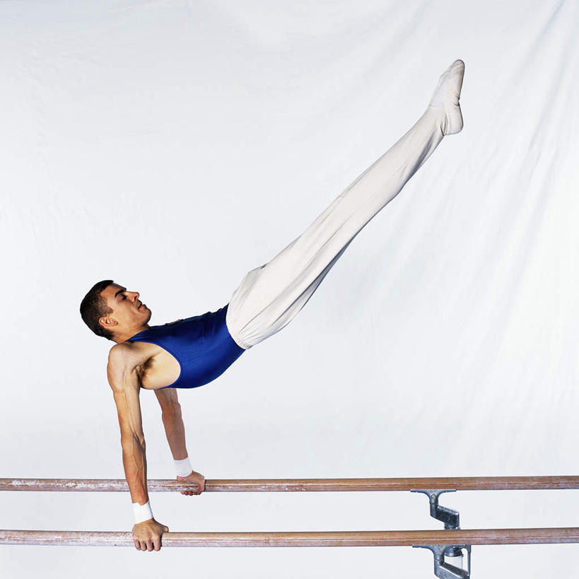 西方人,一个人,运动员,方图,室内,白天,白色背景,侧面,锻炼,运动,双杠,欧洲,欧洲人,仅一个男性,仅一个人,撑,握,体操,抬腿,运动器械,仅一个年轻男性,健身器械,力量,握着,摄影,影棚,支撑,悬空,撑着,健美,健身器材,体操运动员,体操服,体操运动,横杆,体育,男人,男性,年轻男性,白种人,体育运动员,运动选手,彩图,全身,影棚拍摄,健身,拍摄,运动器材