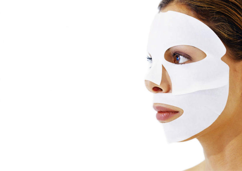 西方人,脸,头,脸颊,一个人,站,横图,室内,特写,白天,白色背景,侧面,化妆,美容,欧洲,欧洲人,仅一个年轻女性,仅一个女性,仅一个人,护肤,美白,化妆品,清洁,站着,保养,享受,休闲,面膜,放松,去角质,保健,摄影,影棚,保湿,滋润,护肤品,去死皮,舒缓,养颜,片状,片状面膜,去污,控油,紧肤,嫩肤,祛痘,去痘,祛角质,抗衰,再生,增白,补水,祛斑,抗皱,防皱,除皱,去皱,年轻女性,女人,女性,白种人,头部,脸部,脸蛋,面部,站立,半身,彩图,影棚拍摄,拍摄