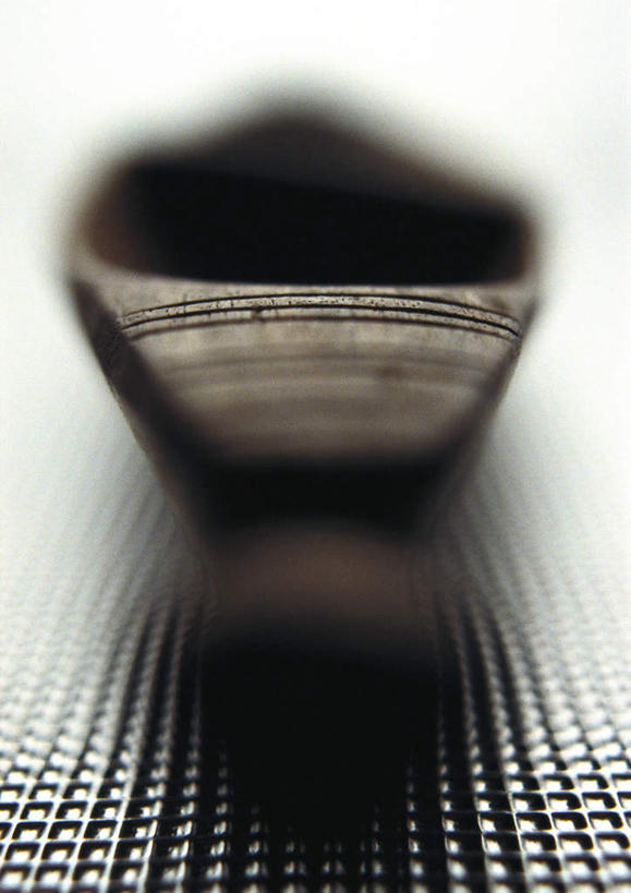 无人,竖图,俯视,室内,特写,白天,白色背景,桌面,桌子,船,静物,一艘,朦胧,模糊,木制,木船,一个,模型,交通工具,摄影,影棚,单个,舟,载具,独木舟,独木船,彩图,高角度拍摄,影棚拍摄,拍摄